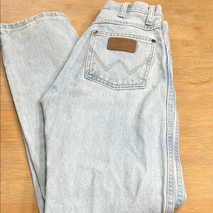 Wrangler Light Wash Denim Jeans